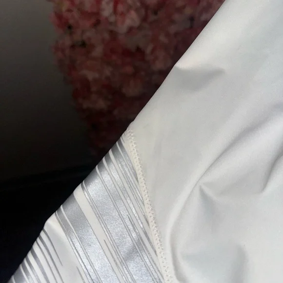 Nike (Medium) White//Grey Ohio State 3/4 Zip Up Pullover with Drawstring Waist - Picture 10 of 15